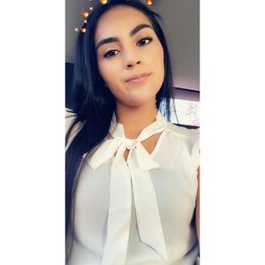 Meet your Posher, Melissa